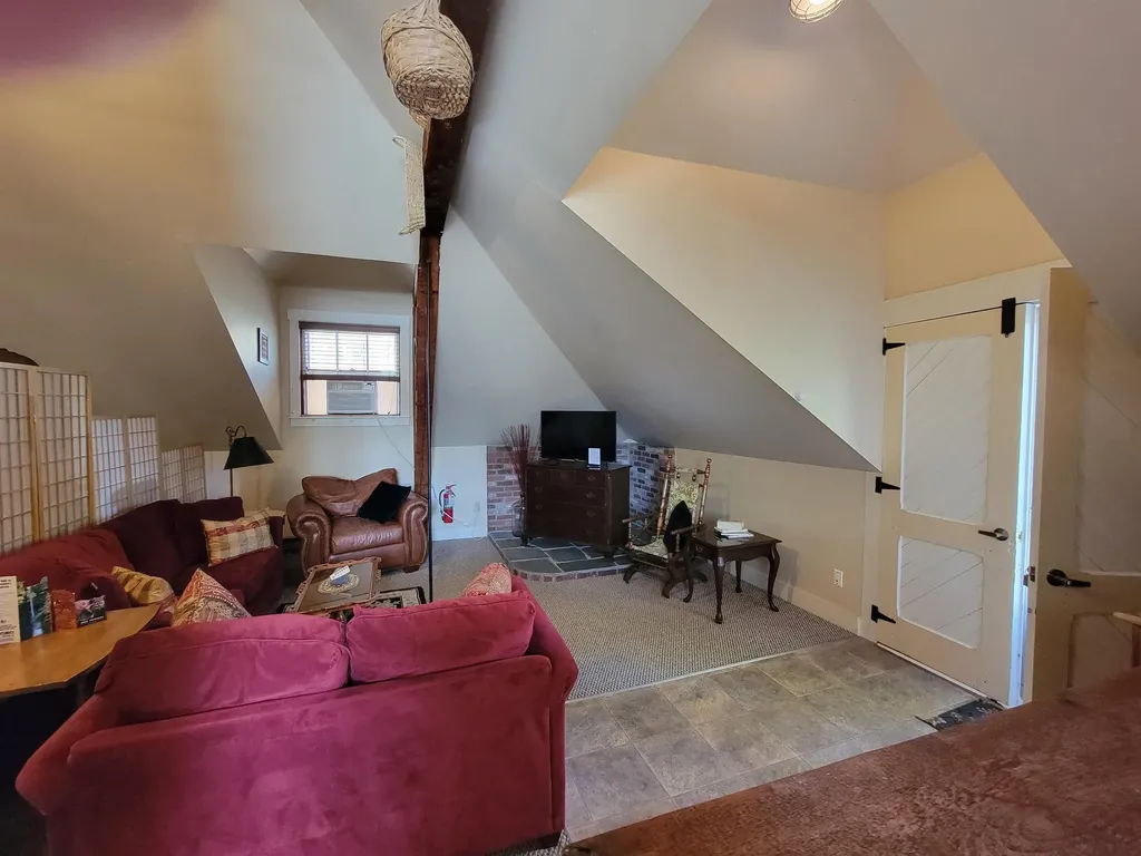 75 Summer Street Bristol NH 03222