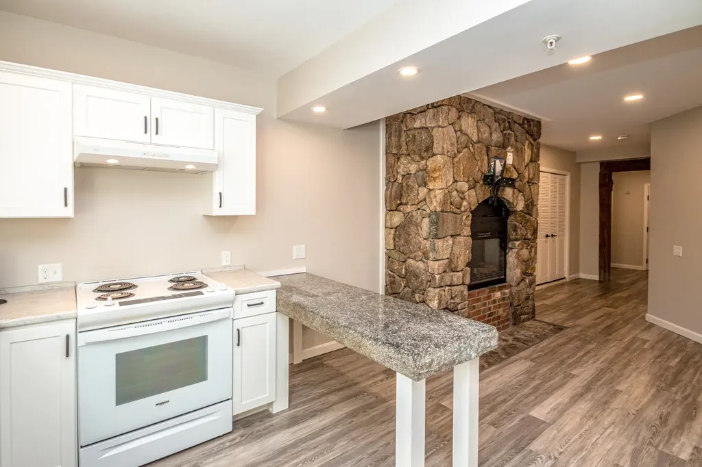 3465 White Mountain Highway Conway NH 03860