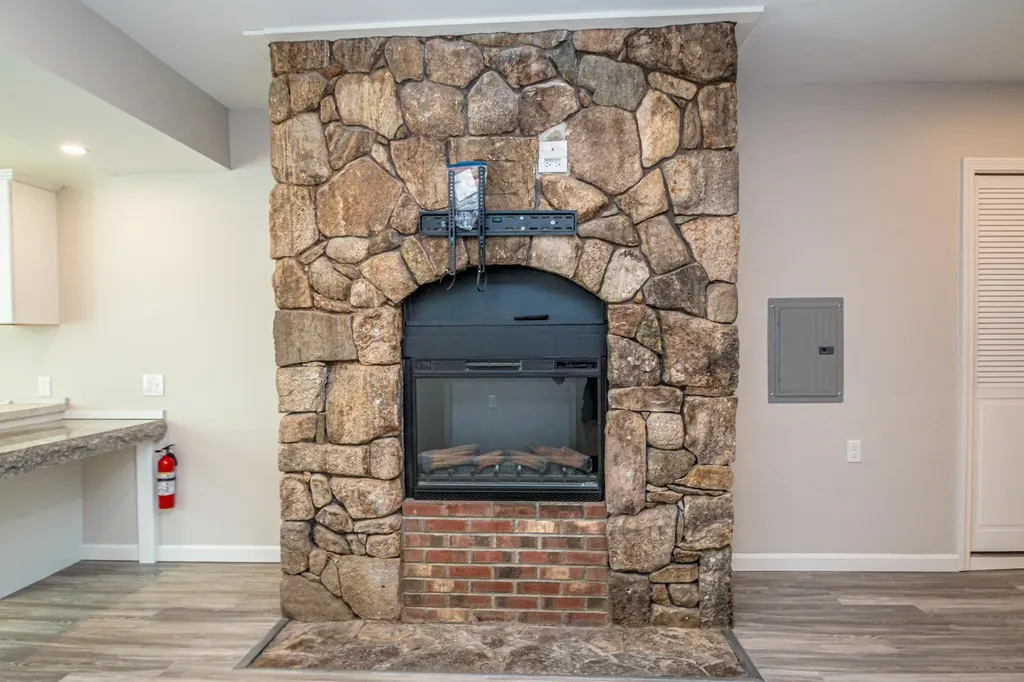 3465 White Mountain Highway Conway NH 03860