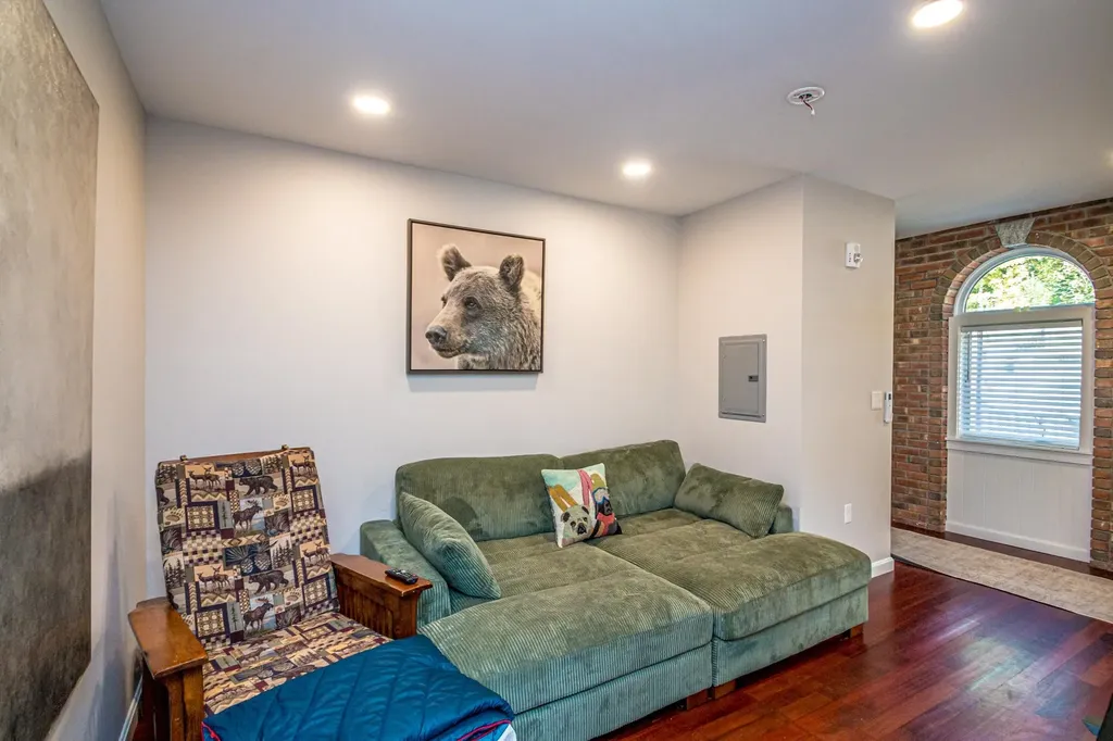 3465 White Mountain Highway Conway NH 03860