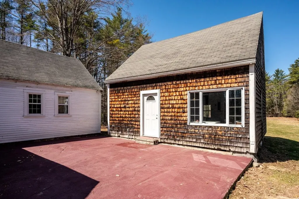 5 Mcdaniel Road Nottingham NH 03290