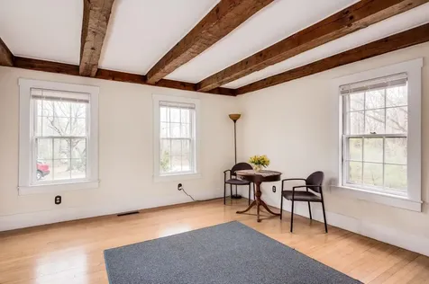 5 Mcdaniel Road Nottingham NH 03290