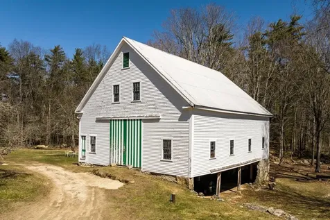 5 Mcdaniel Road Nottingham NH 03290