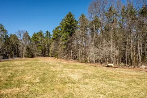 5 Mcdaniel Road Nottingham NH 03290