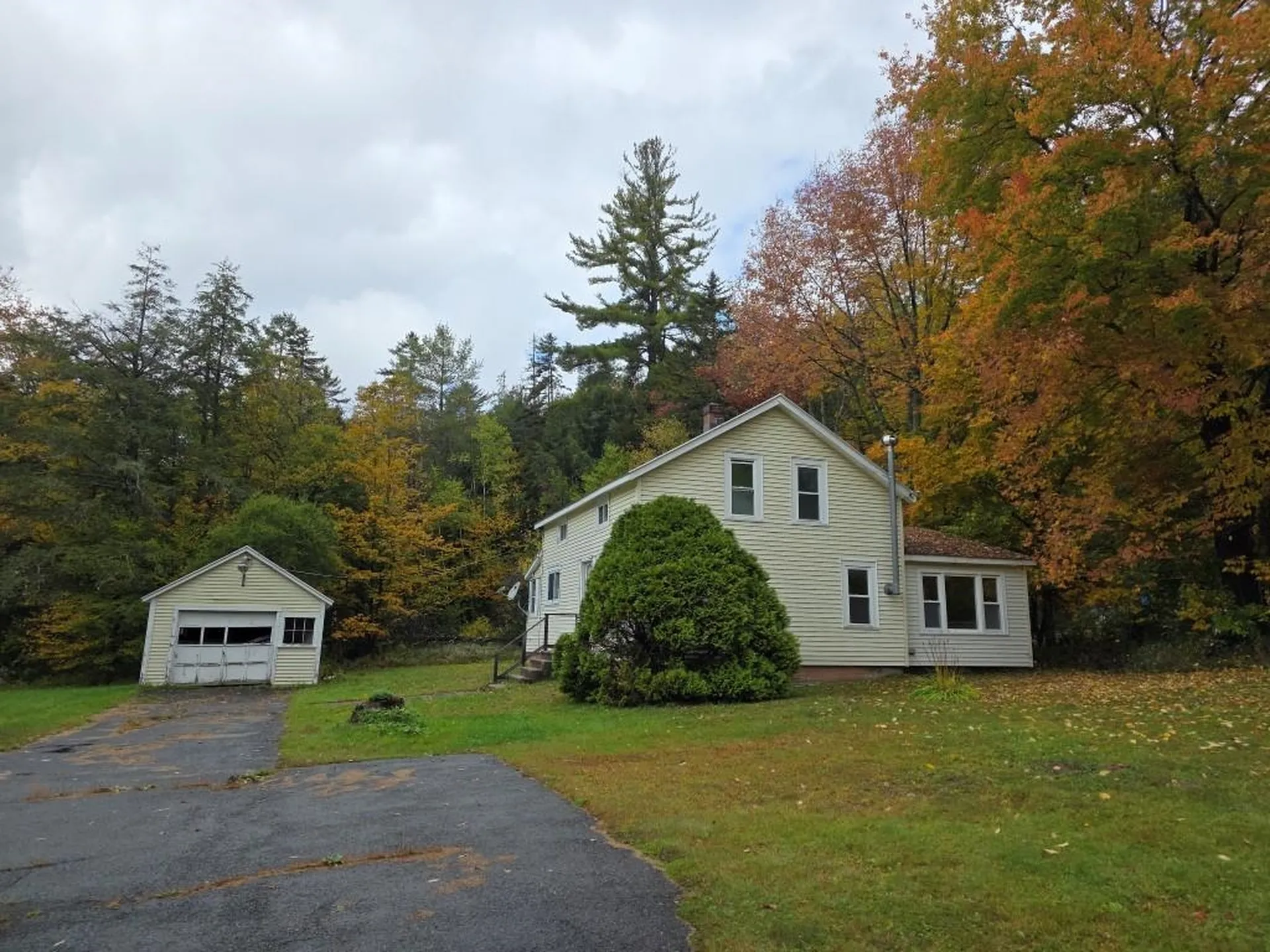 4697 Main Road Stamford VT 05352