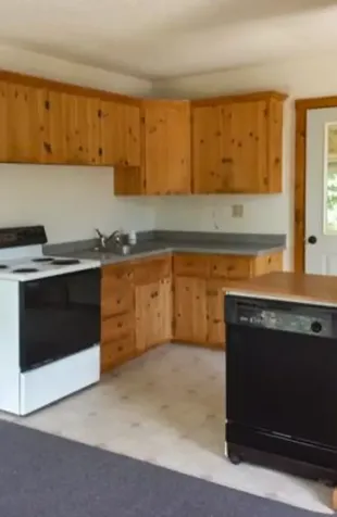 16 Bobalink Circle Hancock NH 03449