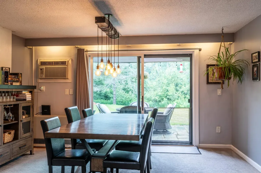 42 Heritage Condo Way Woodstock VT 05091