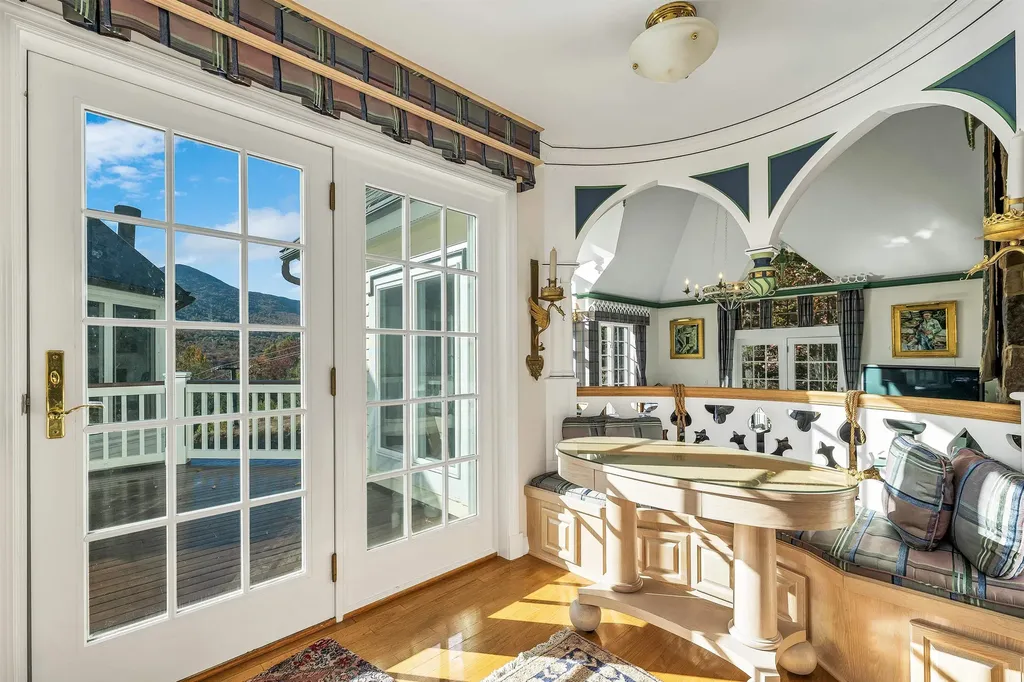 27 Jasinski Road Waterville Valley NH 03215