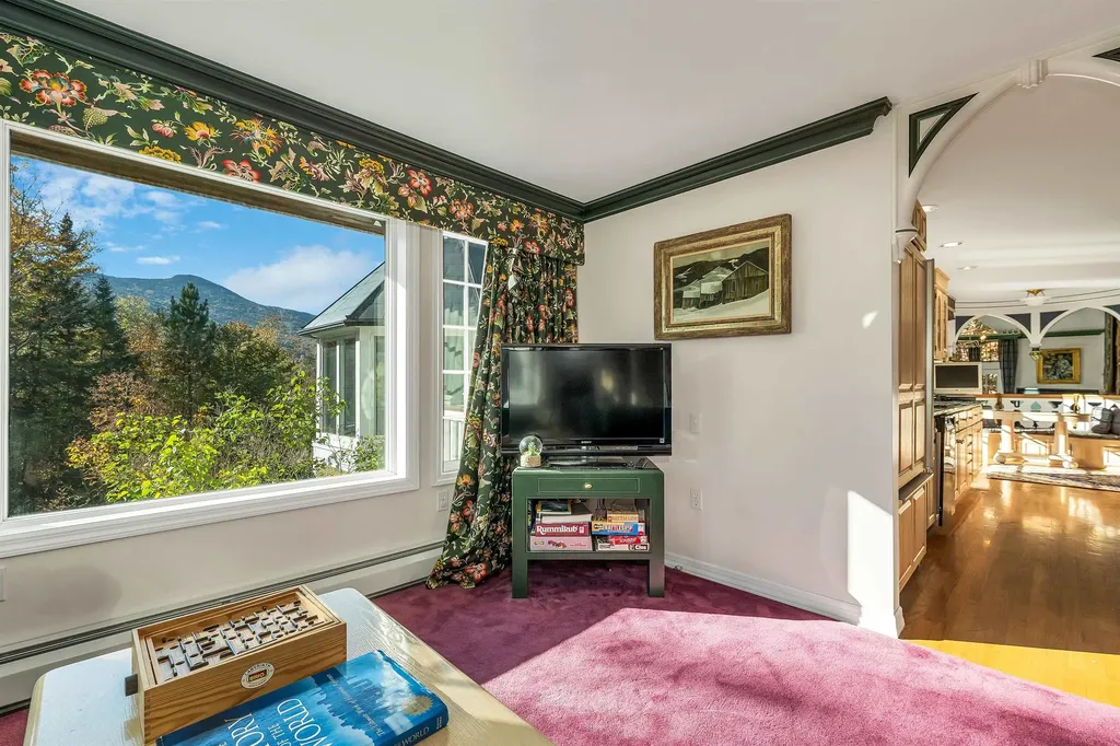 27 Jasinski Road Waterville Valley NH 03215