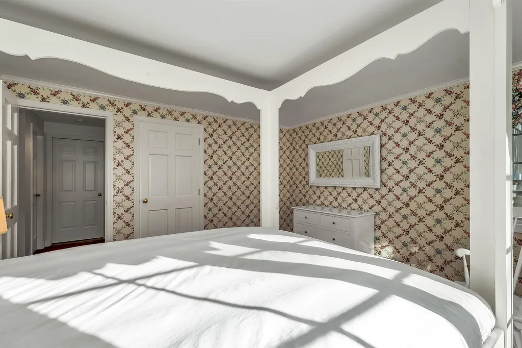 27 Jasinski Road Waterville Valley NH 03215