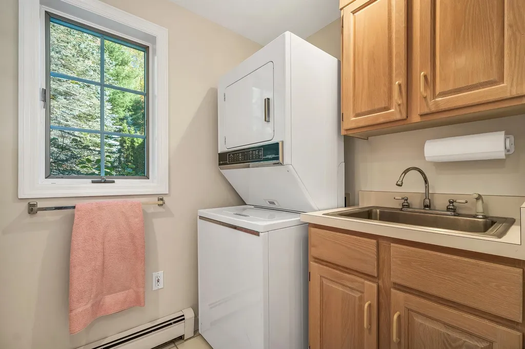 27 Jasinski Road Waterville Valley NH 03215