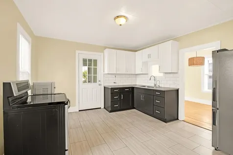 30 South Street Rollinsford NH 03869