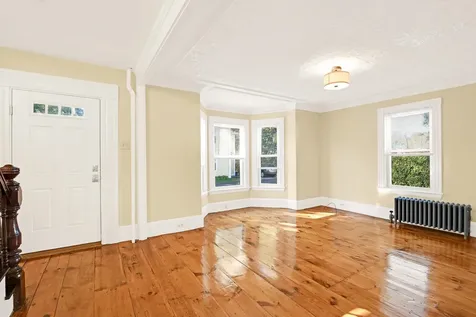 30 South Street Rollinsford NH 03869