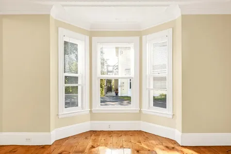 30 South Street Rollinsford NH 03869