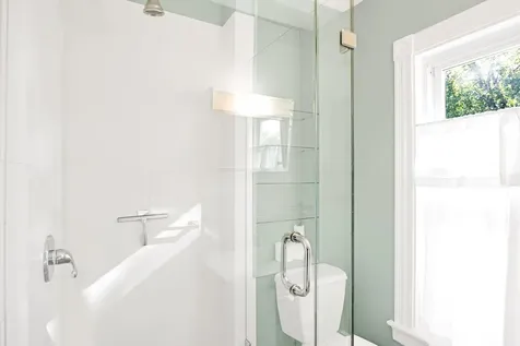 30 South Street Rollinsford NH 03869