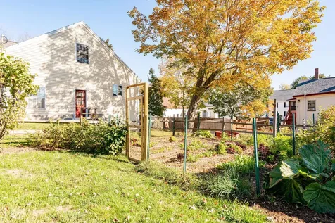 30 South Street Rollinsford NH 03869