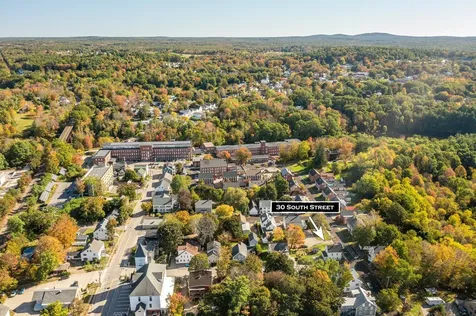 30 South Street Rollinsford NH 03869