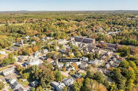 30 South Street Rollinsford NH 03869