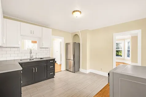 30 South Street Rollinsford NH 03869