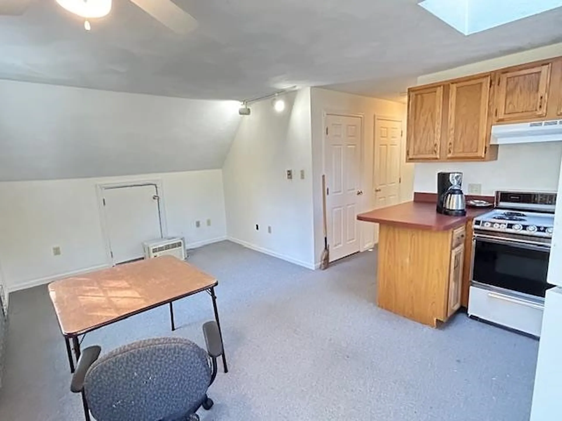 129 Route 125 Highway Kingston NH 03848