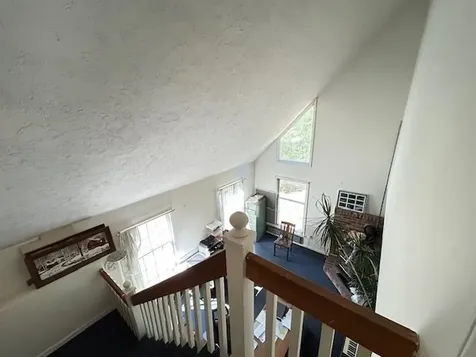 129 Route 125 Highway Kingston NH 03848