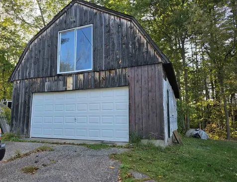 17 Old Fremont Road Raymond NH 03077