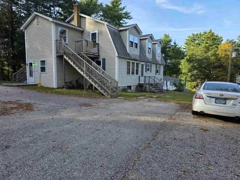 17 Old Fremont Road Raymond NH 03077