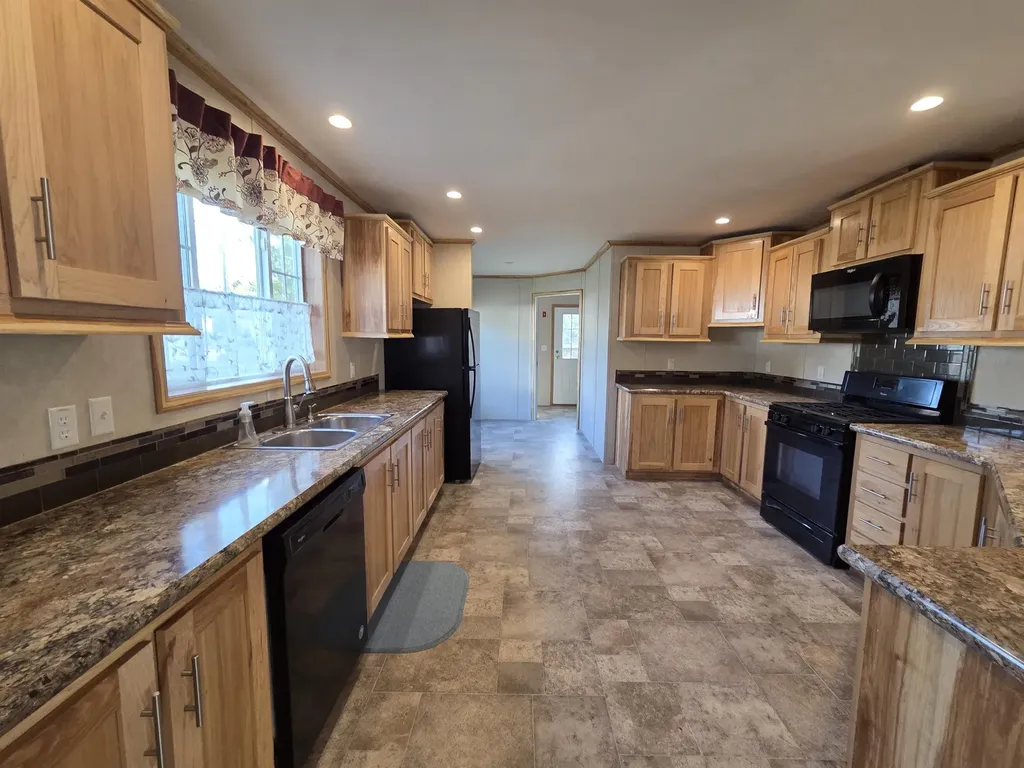 41 Lunar Drive Canaan NH 03741