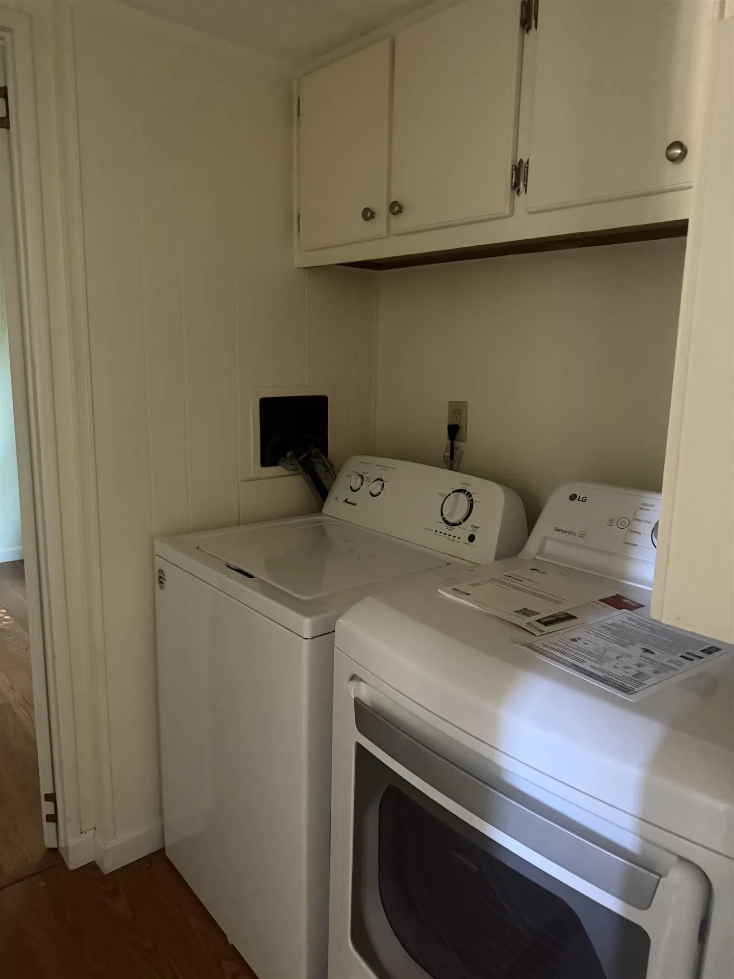 11 Stone Ledge Road North Hampton NH 01062