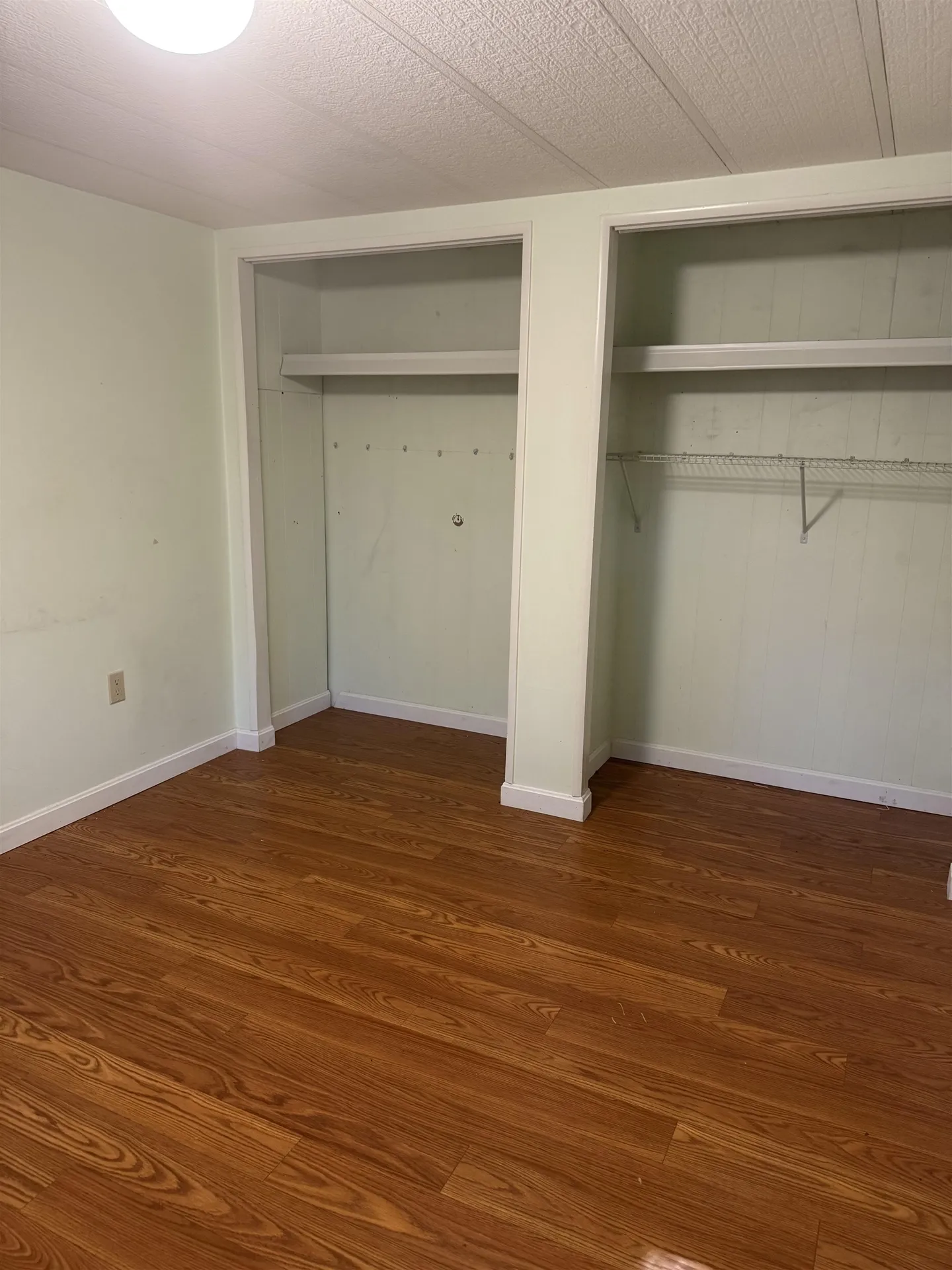 11 Stone Ledge Road North Hampton NH 01062