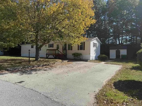 11 Stone Ledge Road North Hampton NH 01062