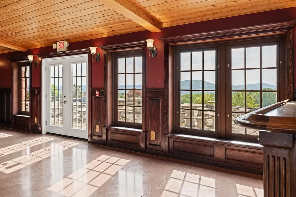 1950 Collins Road Halifax VT 05358