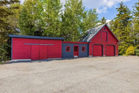 1950 Collins Road Halifax VT 05358