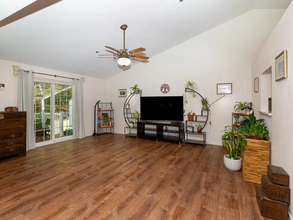 15 Marilyn Drive Atkinson NH 03811