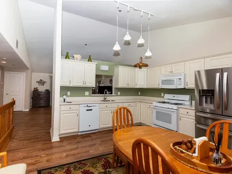 15 Marilyn Drive Atkinson NH 03811