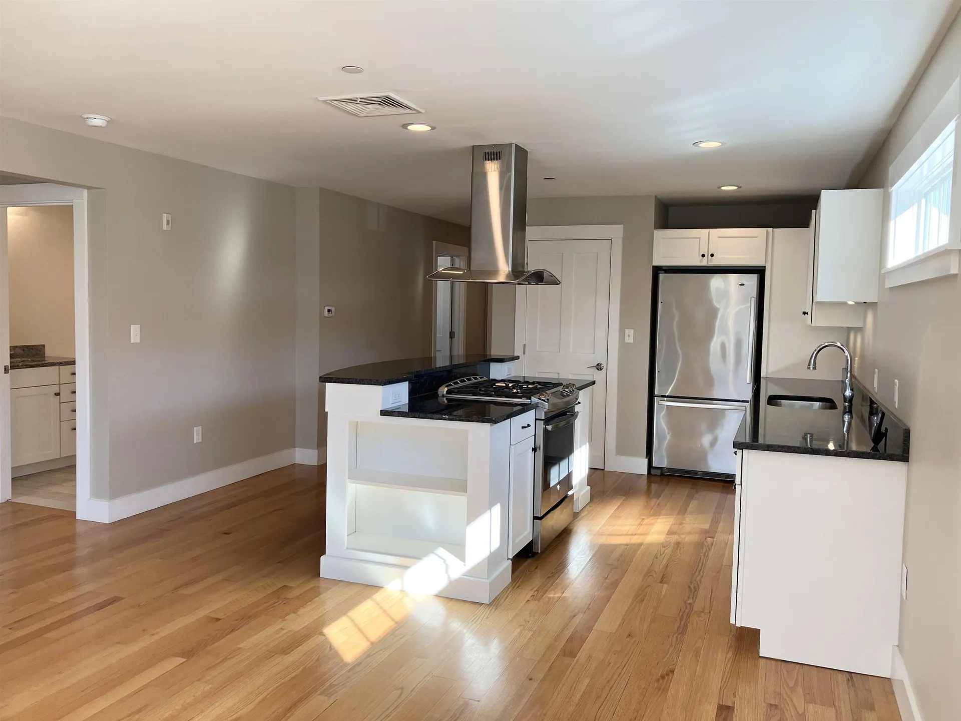 26 N Main Street Mont Vernon NH 03057