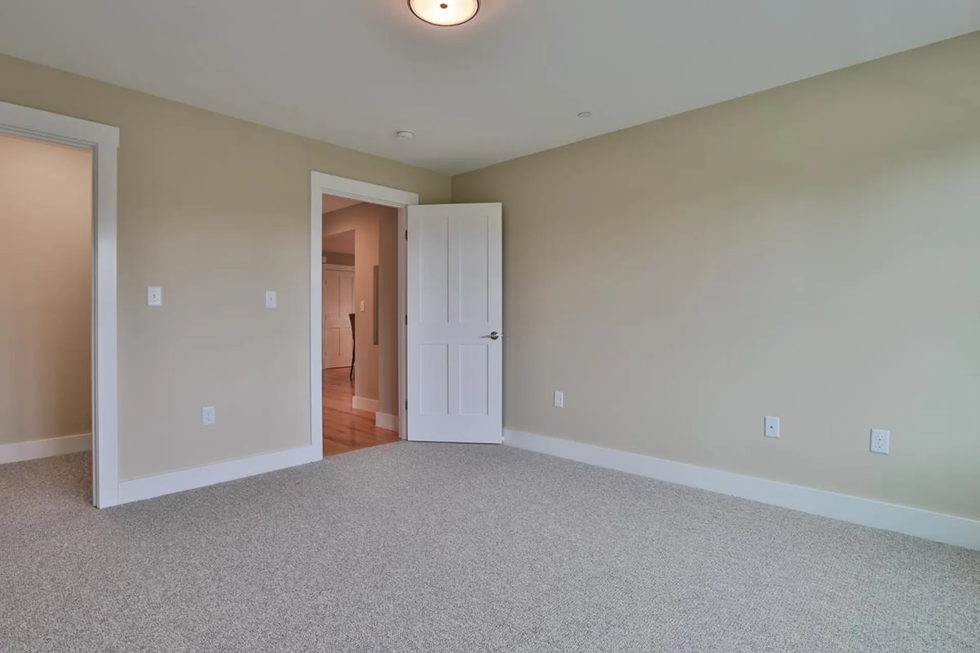 26 N Main Street Mont Vernon NH 03057