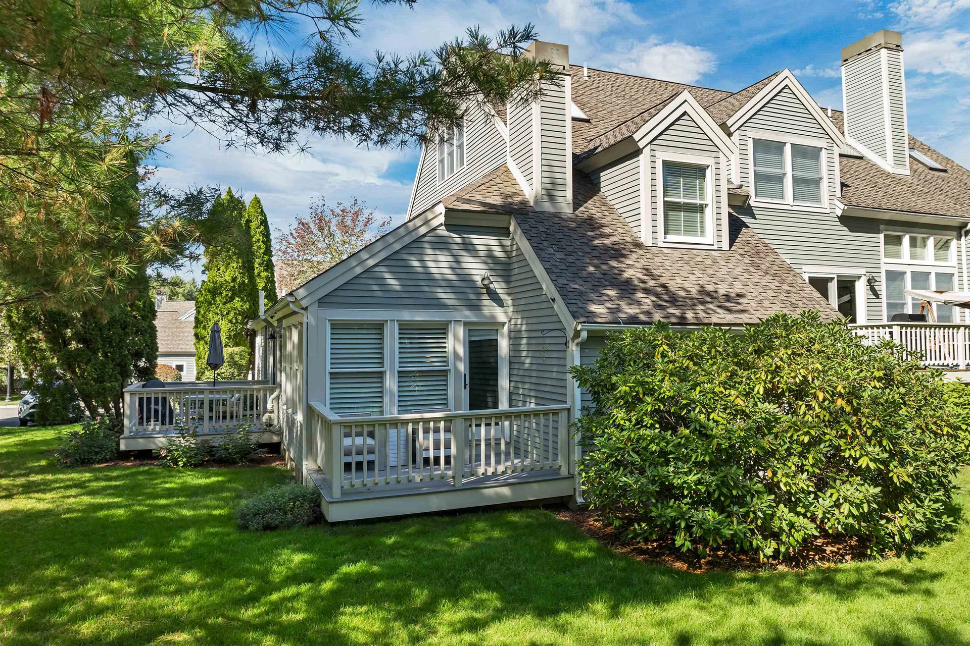 84 Hawthorne Village Road Nashua NH 03062