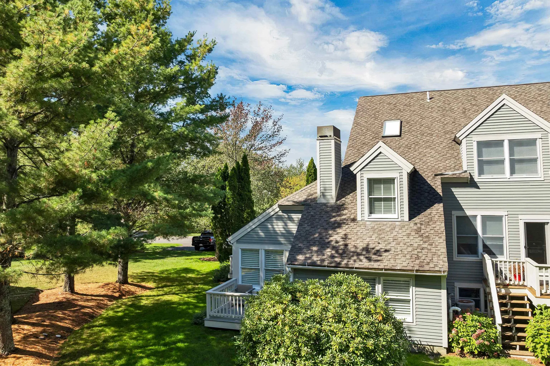 84 Hawthorne Village Road Nashua NH 03062