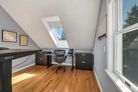 84 Hawthorne Village Road Nashua NH 03062