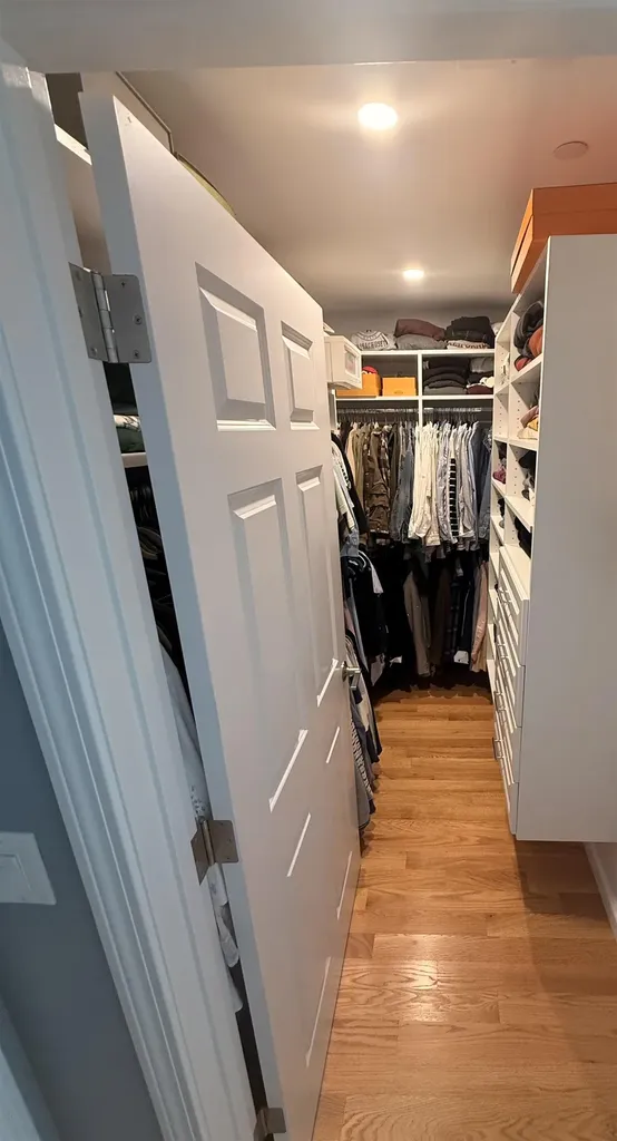 61 Woodview Way Manchester NH 03102