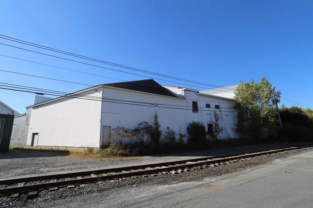 103 Coventry Street Newport City VT 05855