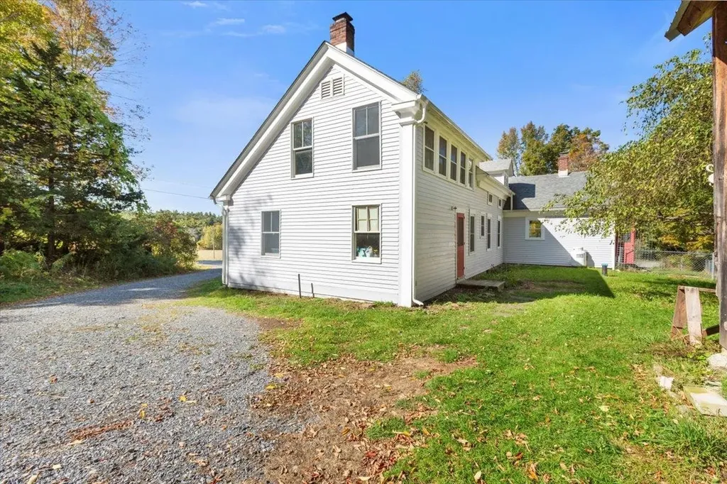 21 County Road Pownal VT 05261