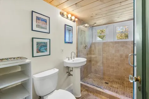 21 County Road Pownal VT 05261