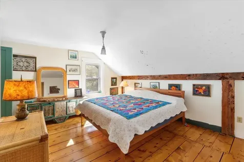 21 County Road Pownal VT 05261