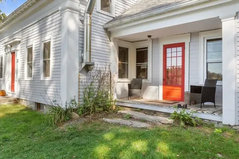 21 County Road Pownal VT 05261