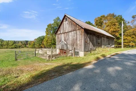 21 County Road Pownal VT 05261