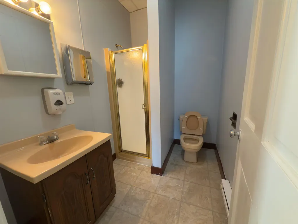 38 Glen Avenue Berlin NH 03570