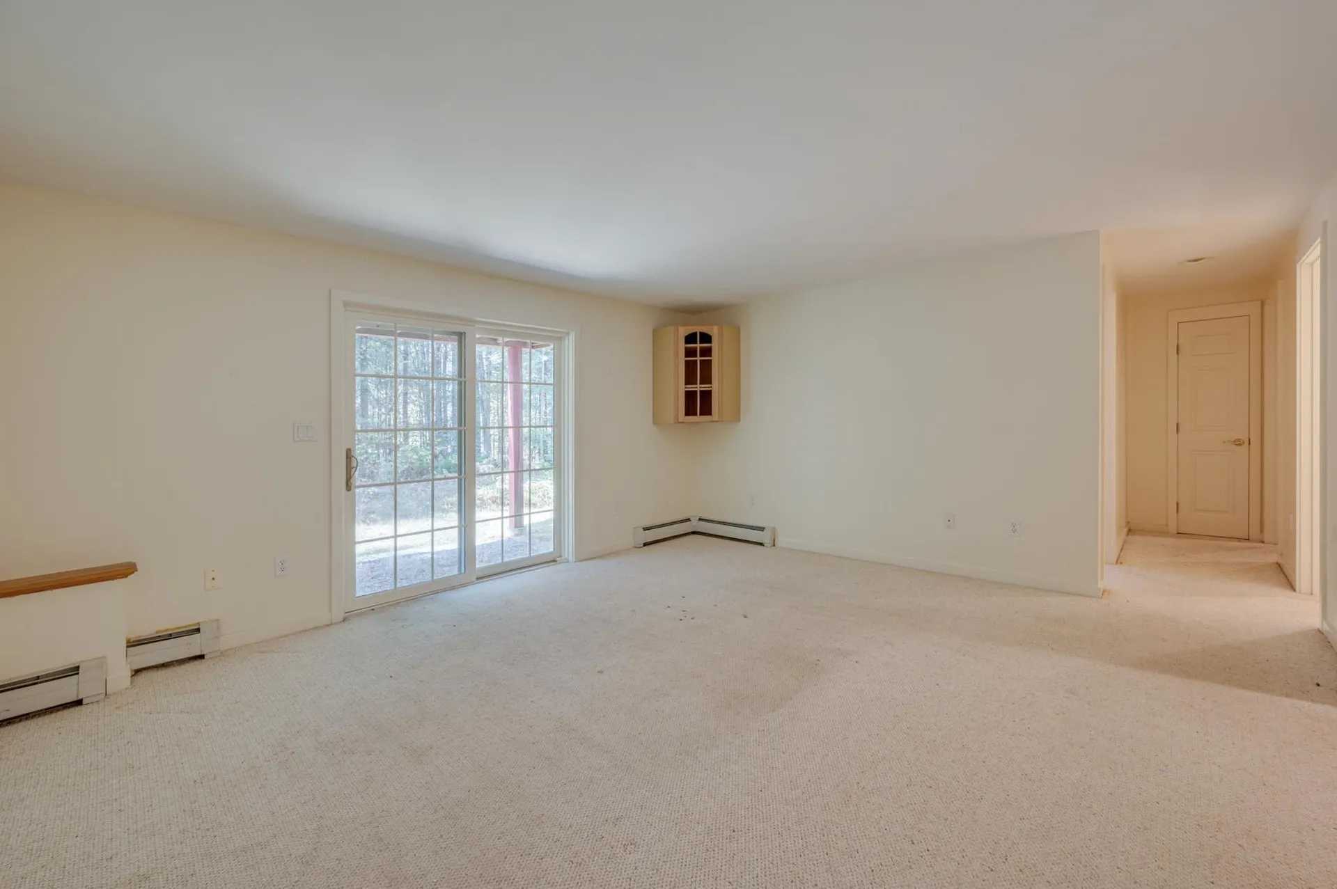 16 Clover Lane New London NH 03257