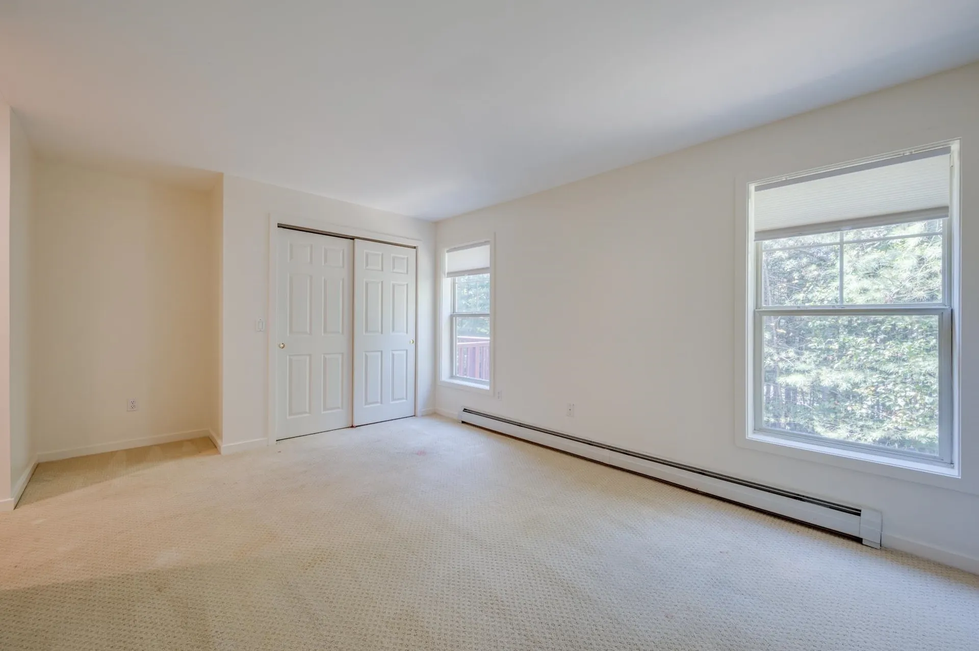 16 Clover Lane New London NH 03257